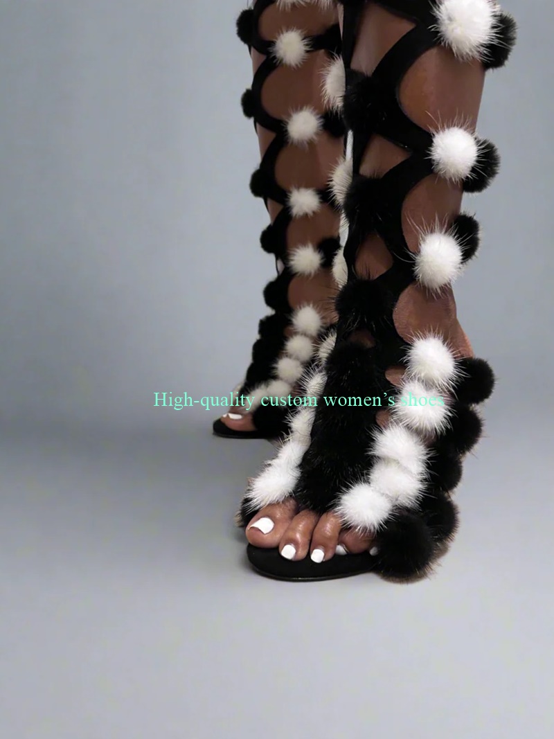 Pointed Toes White Pom-Pom Dec - огляд і ціна Crossfit Outfit